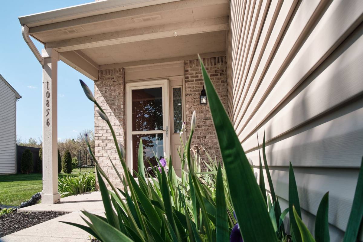 House for rent at 10856 Trailwood Dr, Fishers, IN 46038