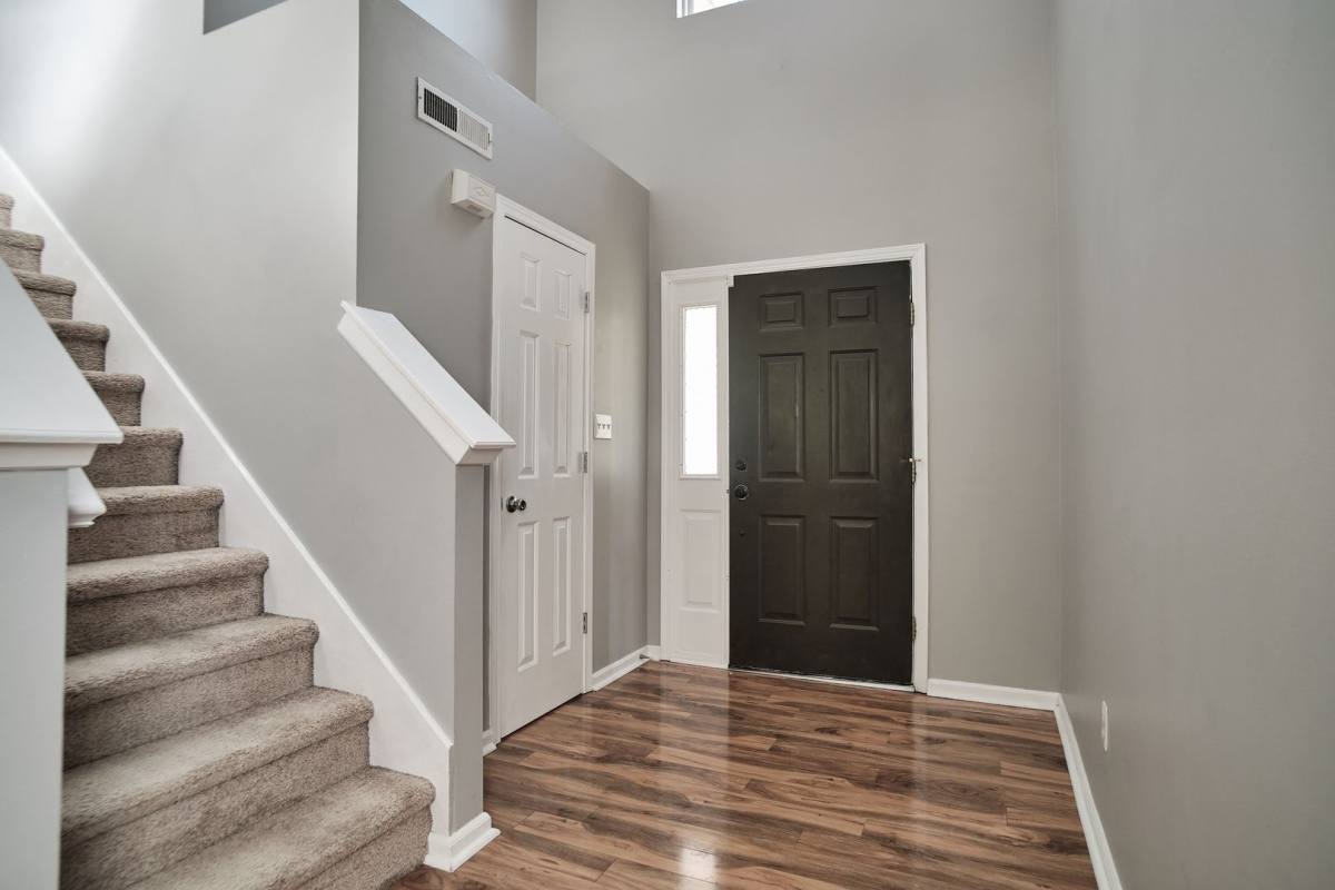 House for rent at 10856 Trailwood Dr, Fishers, IN 46038