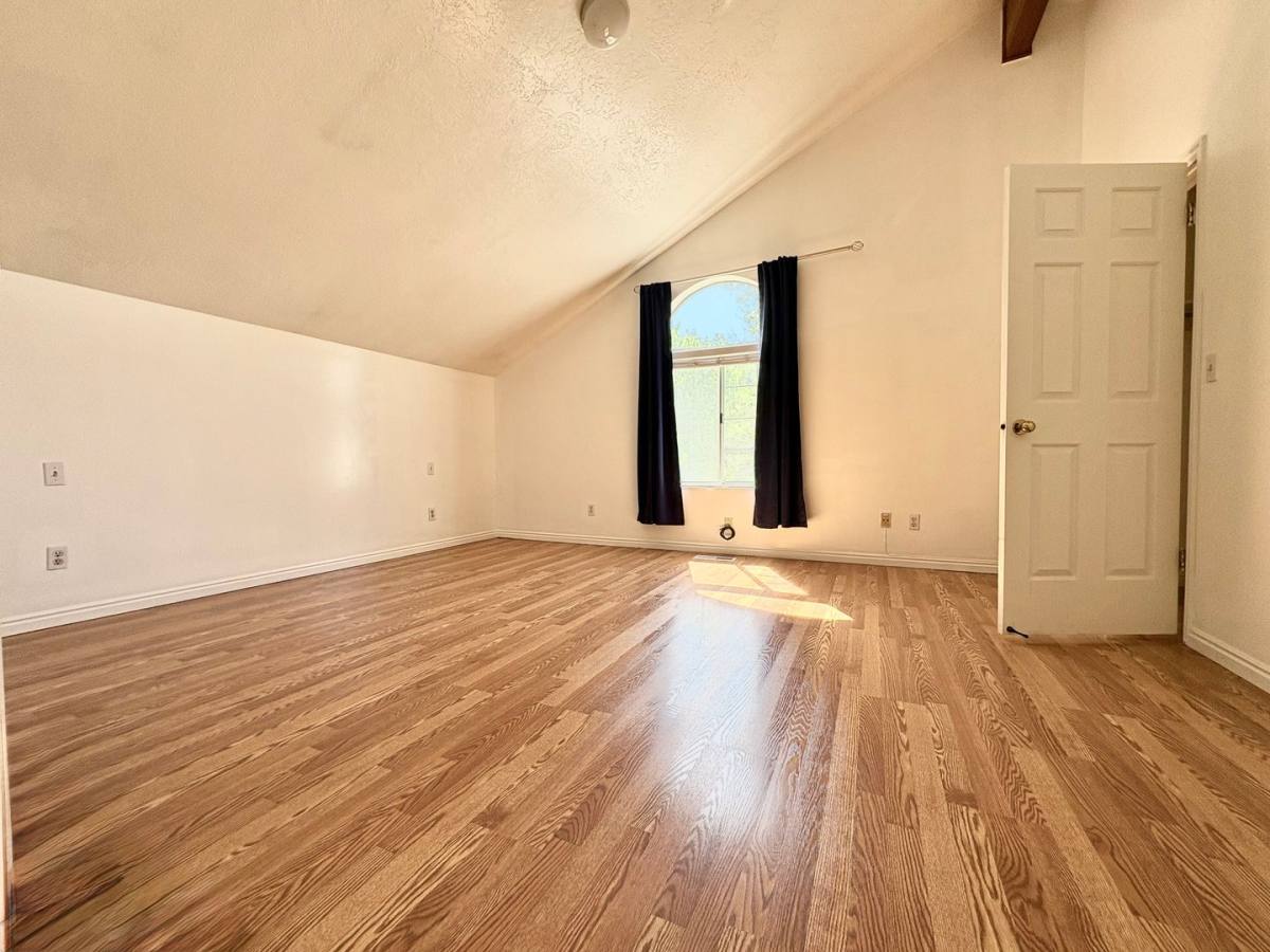 Townhouse for rent at 1091-1099 Shepard Lane, Farmington, UT 84025