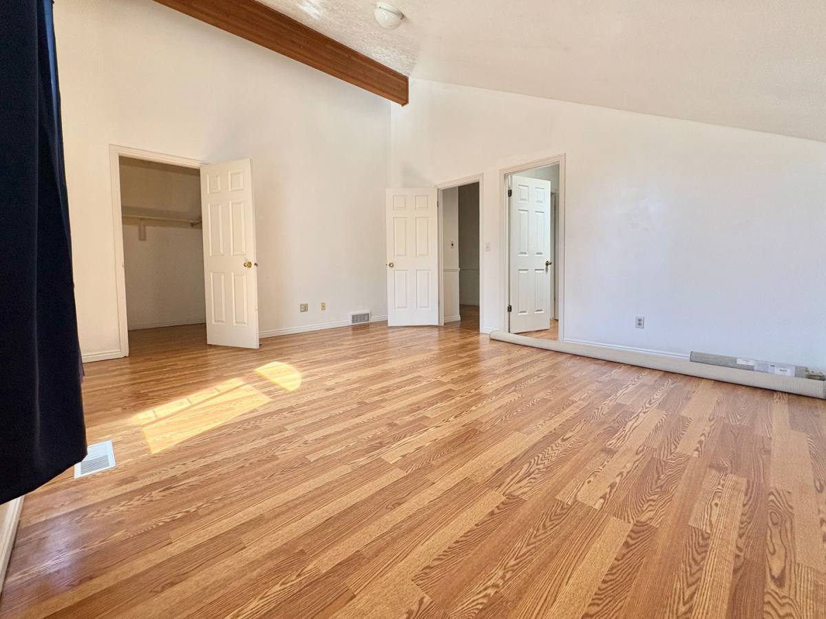 Townhouse for rent at 1091-1099 Shepard Lane, Farmington, UT 84025