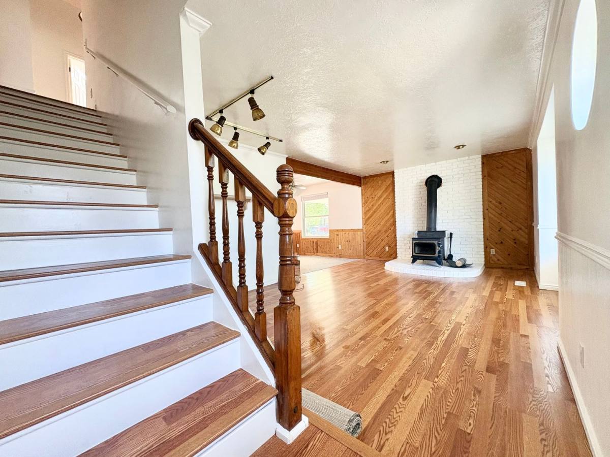 Townhouse for rent at 1091-1099 Shepard Lane, Farmington, UT 84025
