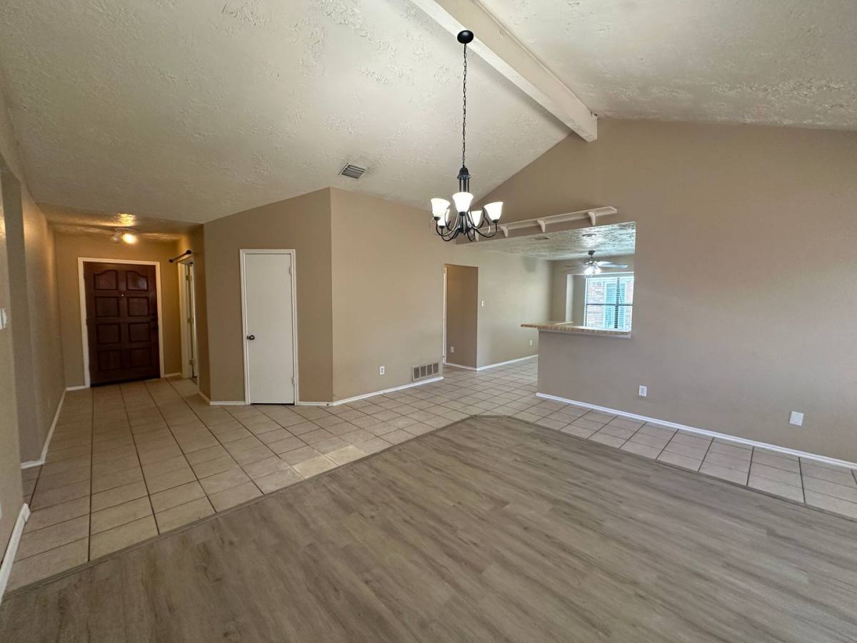 House for rent at 4045 Cavalry Dr, Plano, TX 75023