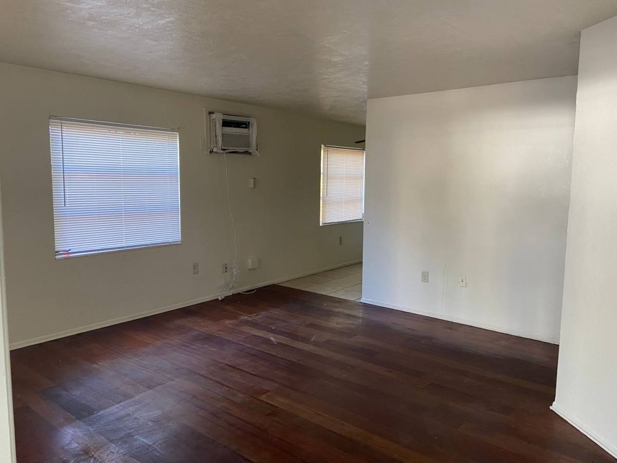 Apartment for rent at 5007 19th St W #A, Bradenton, FL 34207