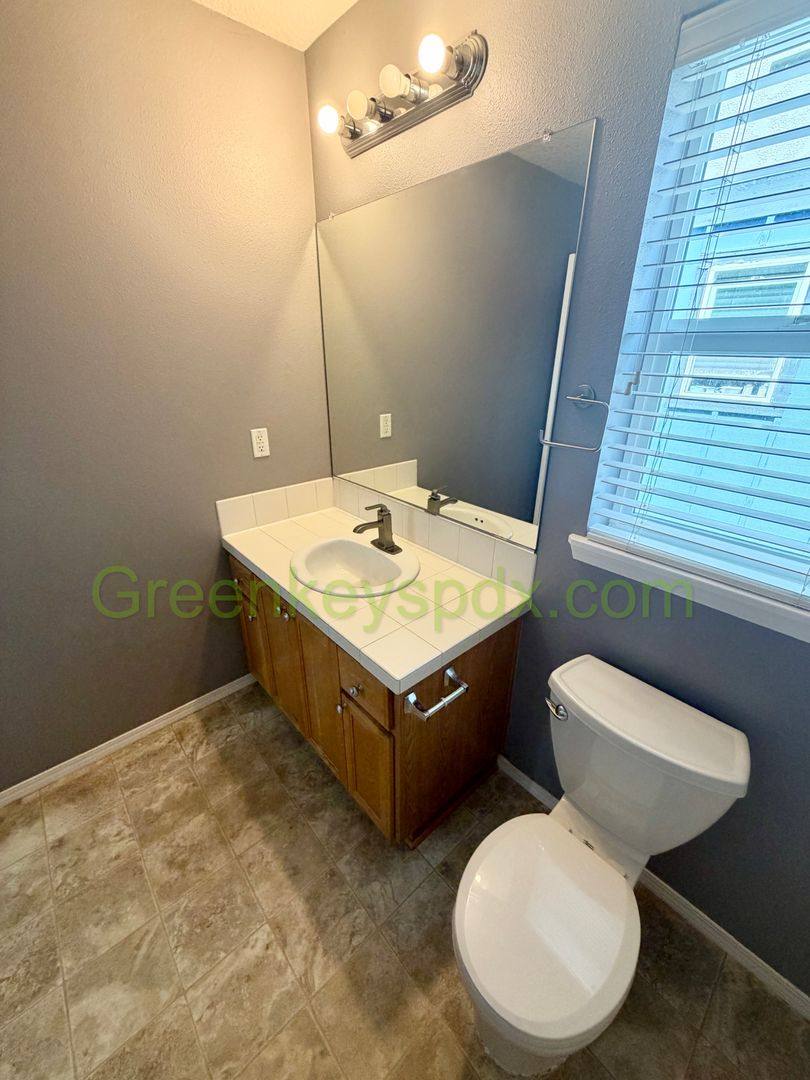 House for rent at 936 SE Elina Ave, Hillsboro, OR 97123