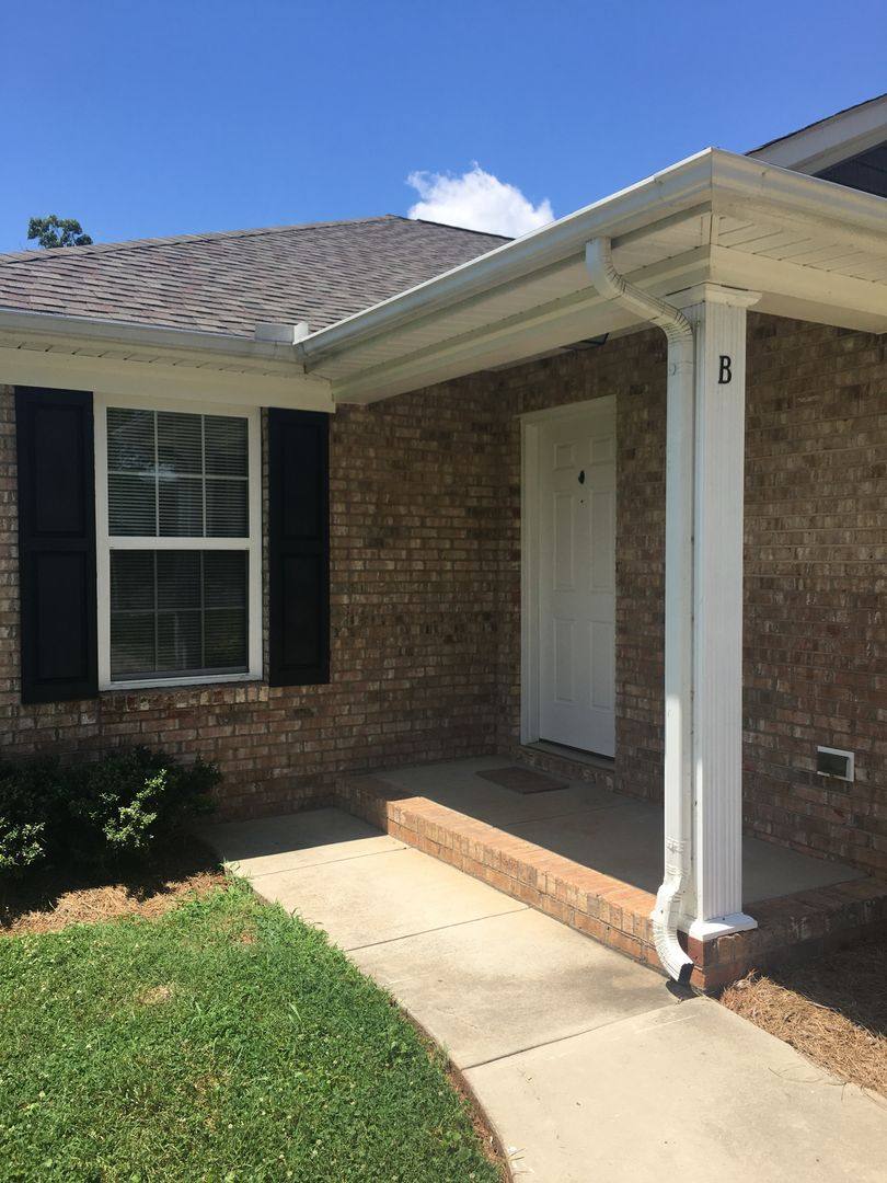 House for rent at 712 - B E Catawba St, Belmont, NC 28012