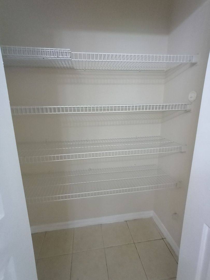 Apartment for rent at 880 E Columbia Ave, Kissimmee, FL 34744