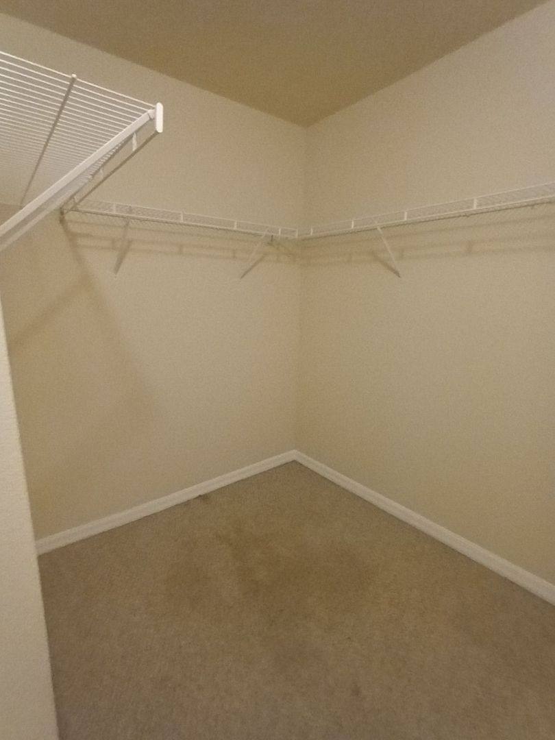 Apartment for rent at 880 E Columbia Ave, Kissimmee, FL 34744
