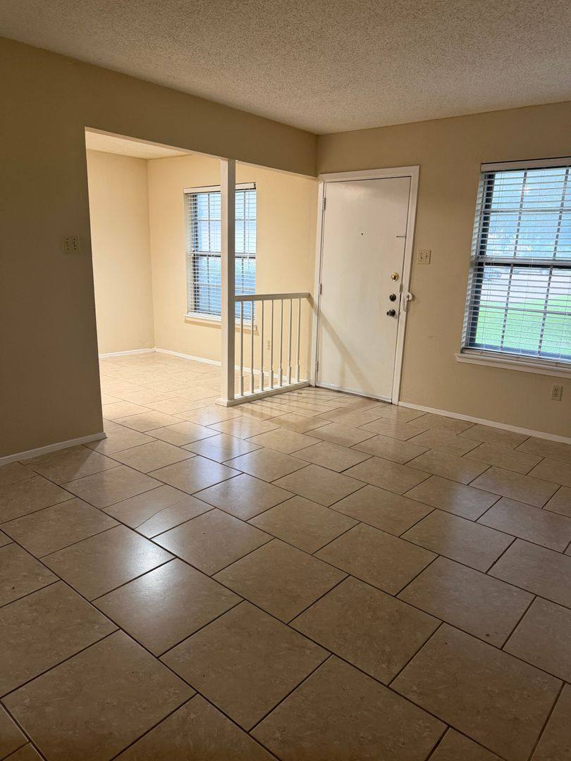 Townhouse for rent at 834 N 62nd St, Waco, TX 76710