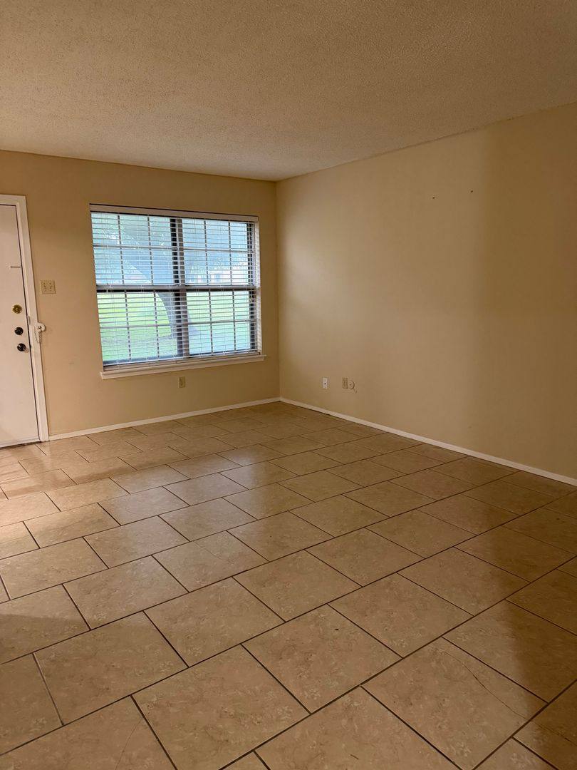 Townhouse for rent at 834 N 62nd St, Waco, TX 76710