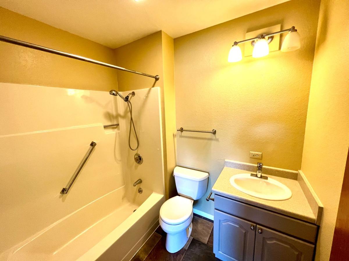 House for rent at 1401 Waukesha Ave, Helena, MT 59601