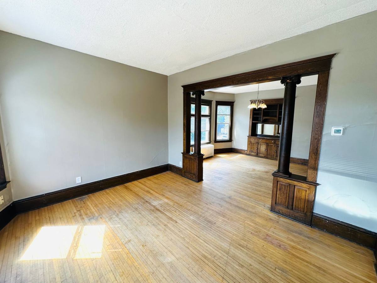 Apartment for rent at 1414 Golden Valley Rd, Minneapolis, MN 55411