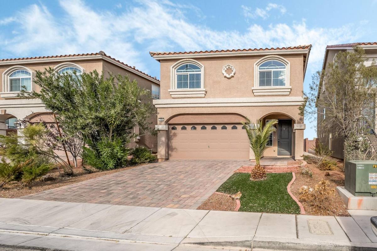 House for rent at 5986 Azzura Palms Ave, Las Vegas, NV 89139