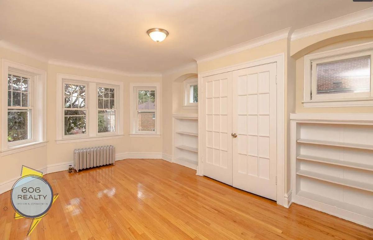 Apartment for rent at 1941 S Kenilworth - 6839-6843 W, Berwyn, IL 60402