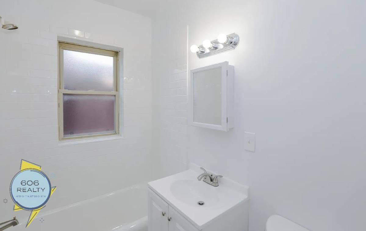 Apartment for rent at 2105-11 Grove Ave, Berwyn, IL 60402