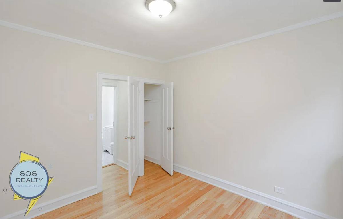 Apartment for rent at 2105-11 Grove Ave, Berwyn, IL 60402