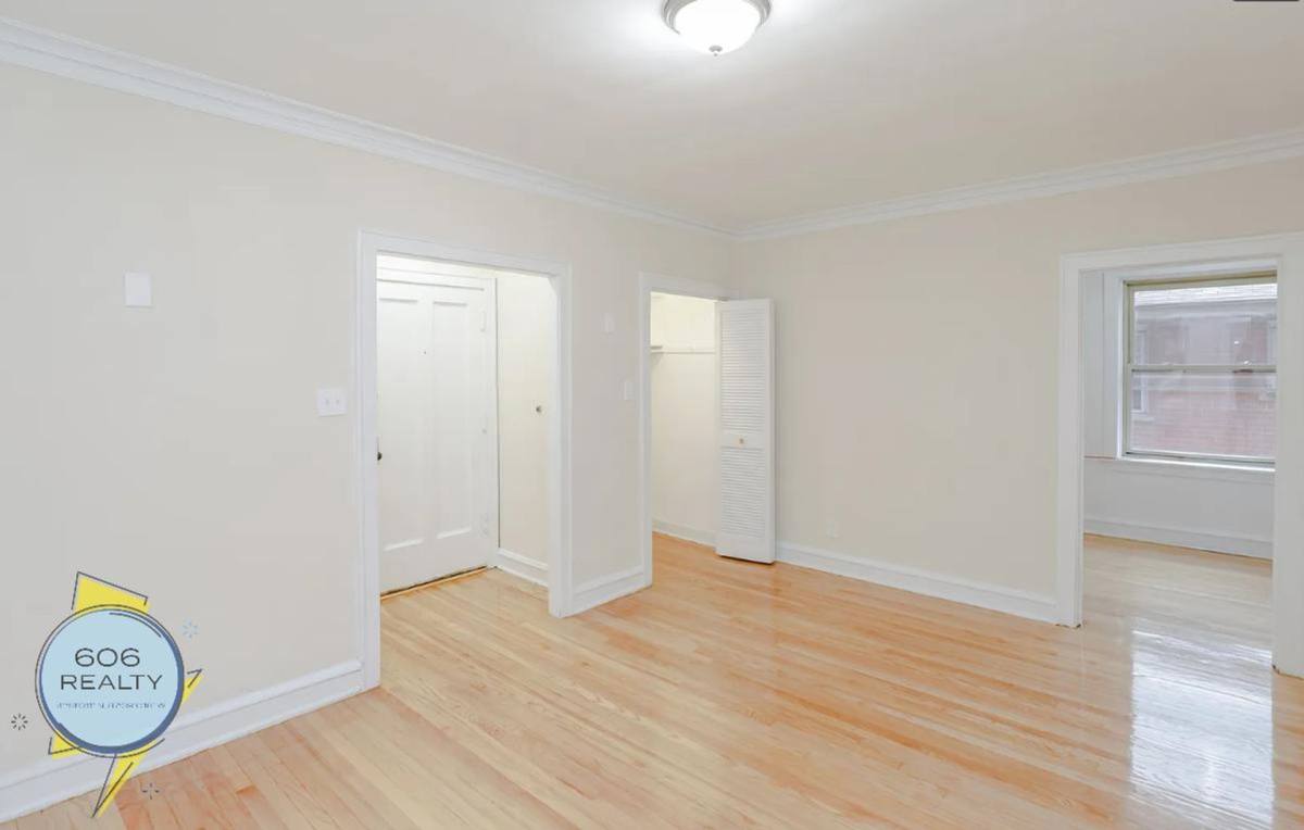 Apartment for rent at 2105-11 Grove Ave, Berwyn, IL 60402