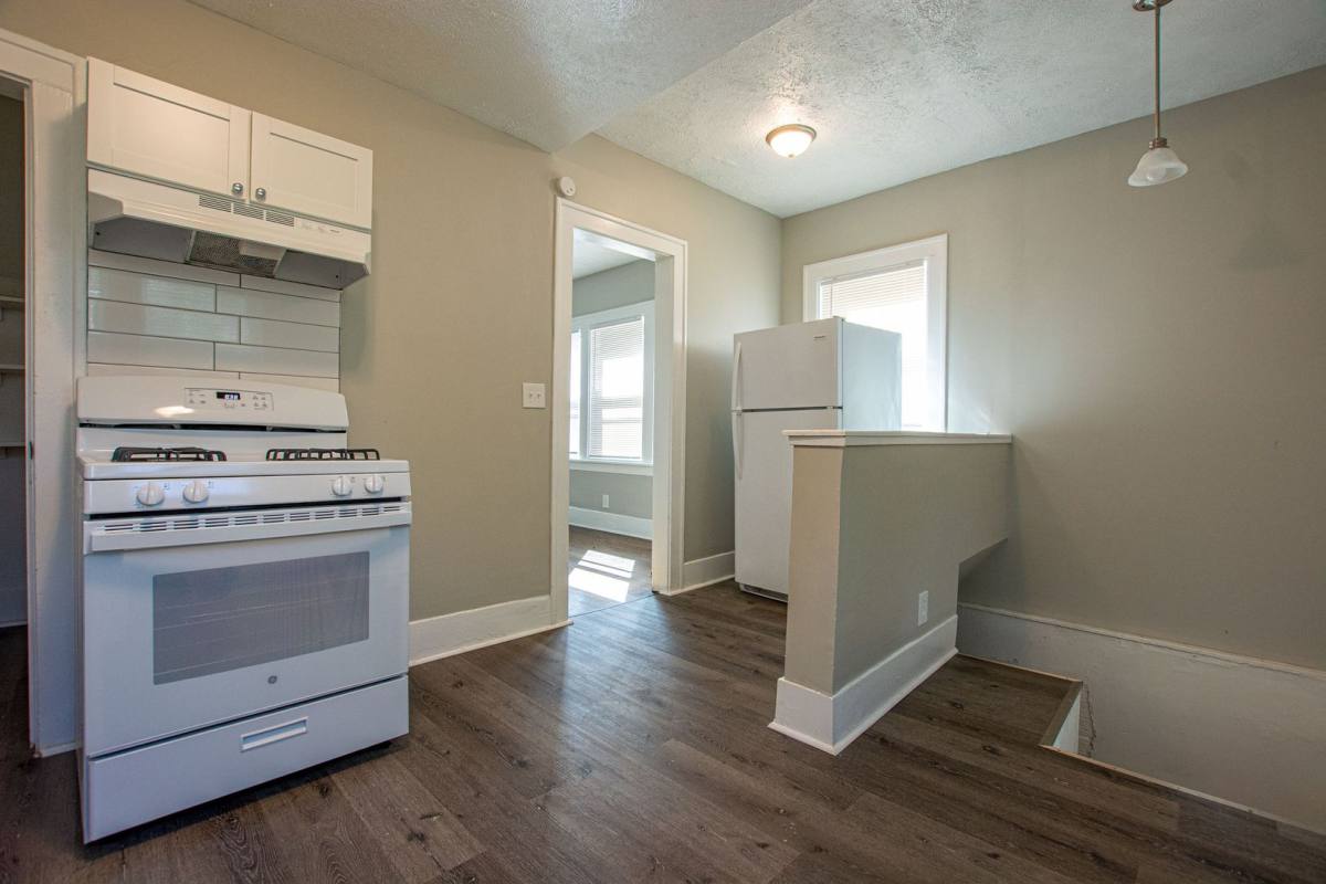 Apartment for rent at 110 N 38th St, Omaha, NE 68131