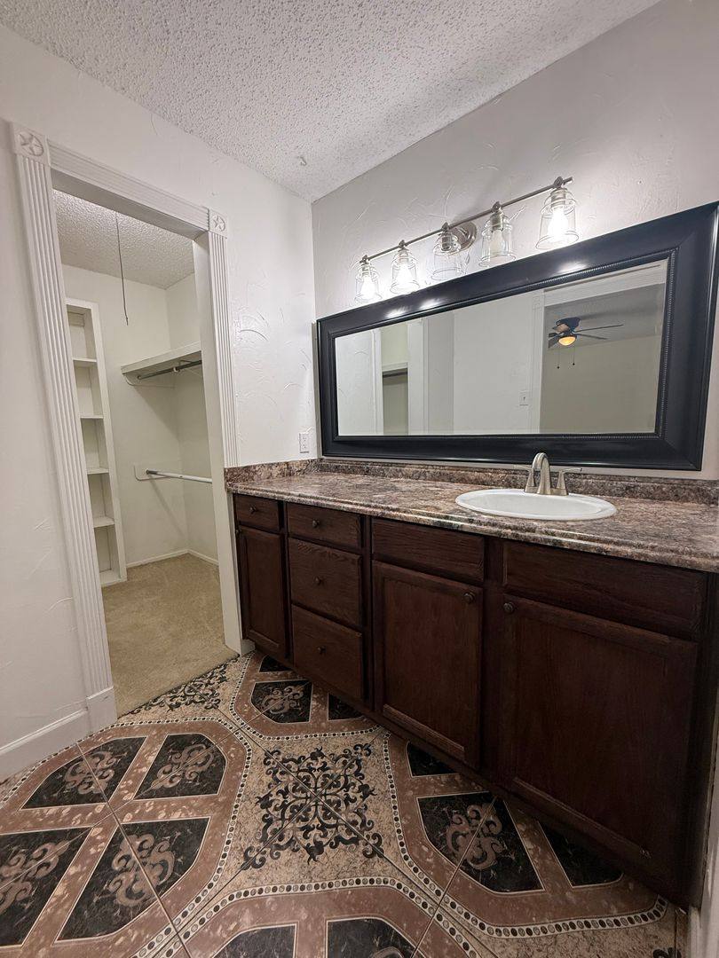 House for rent at 3106 Sierra Dr, San Angelo, TX 76904