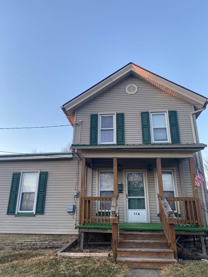 House for rent at 174 Market St, Cortland, OH 44410