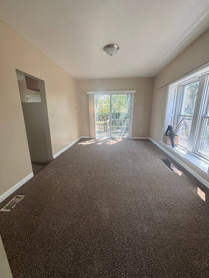 House for rent at 669 E 127th St, Cleveland, OH 44108