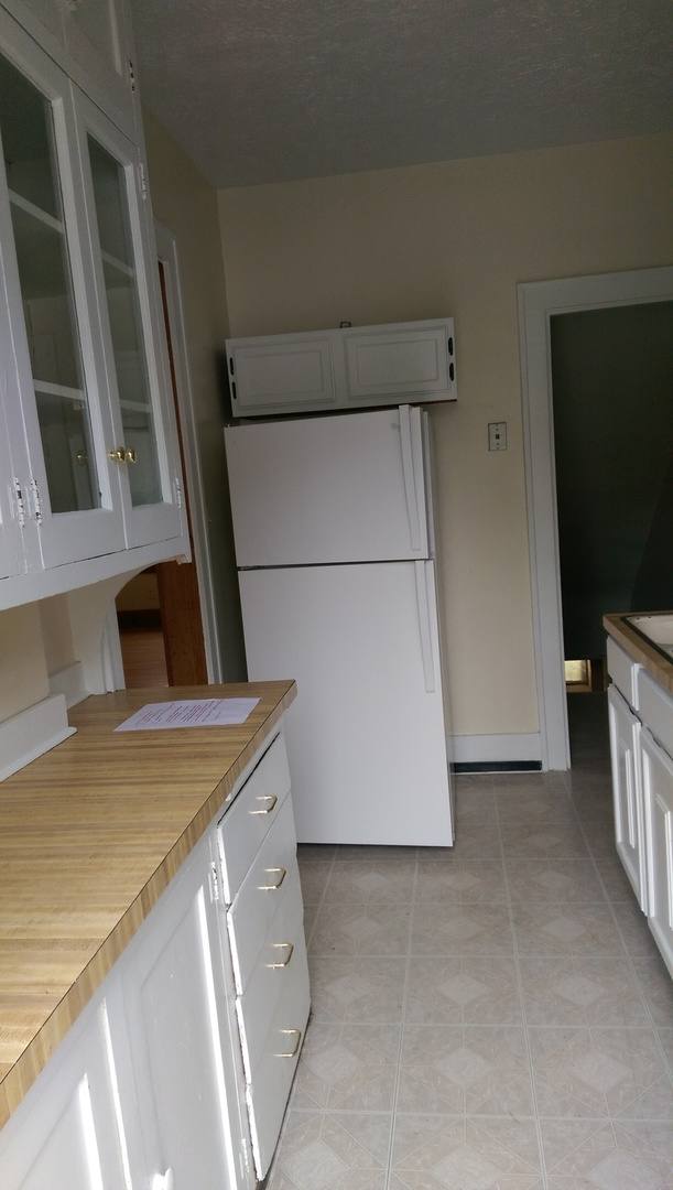 Apartment for rent at 4804 1 2 Davenport, Omaha, NE 68132