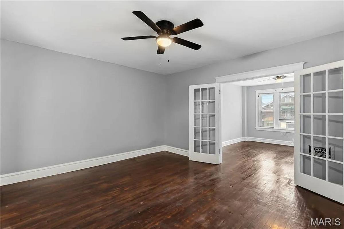 Apartment for rent at 4234 Dewey Ave, Saint Louis, MO 63116