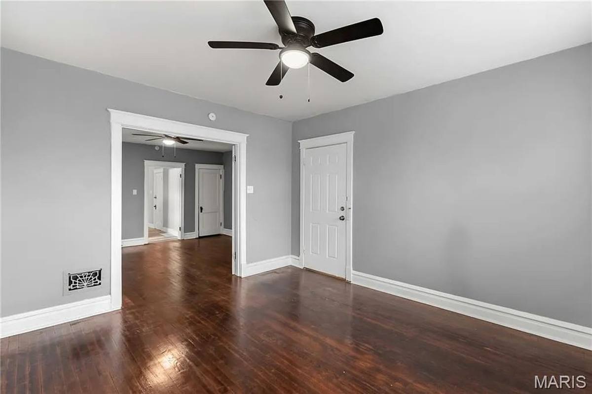 Apartment for rent at 4234 Dewey Ave, Saint Louis, MO 63116