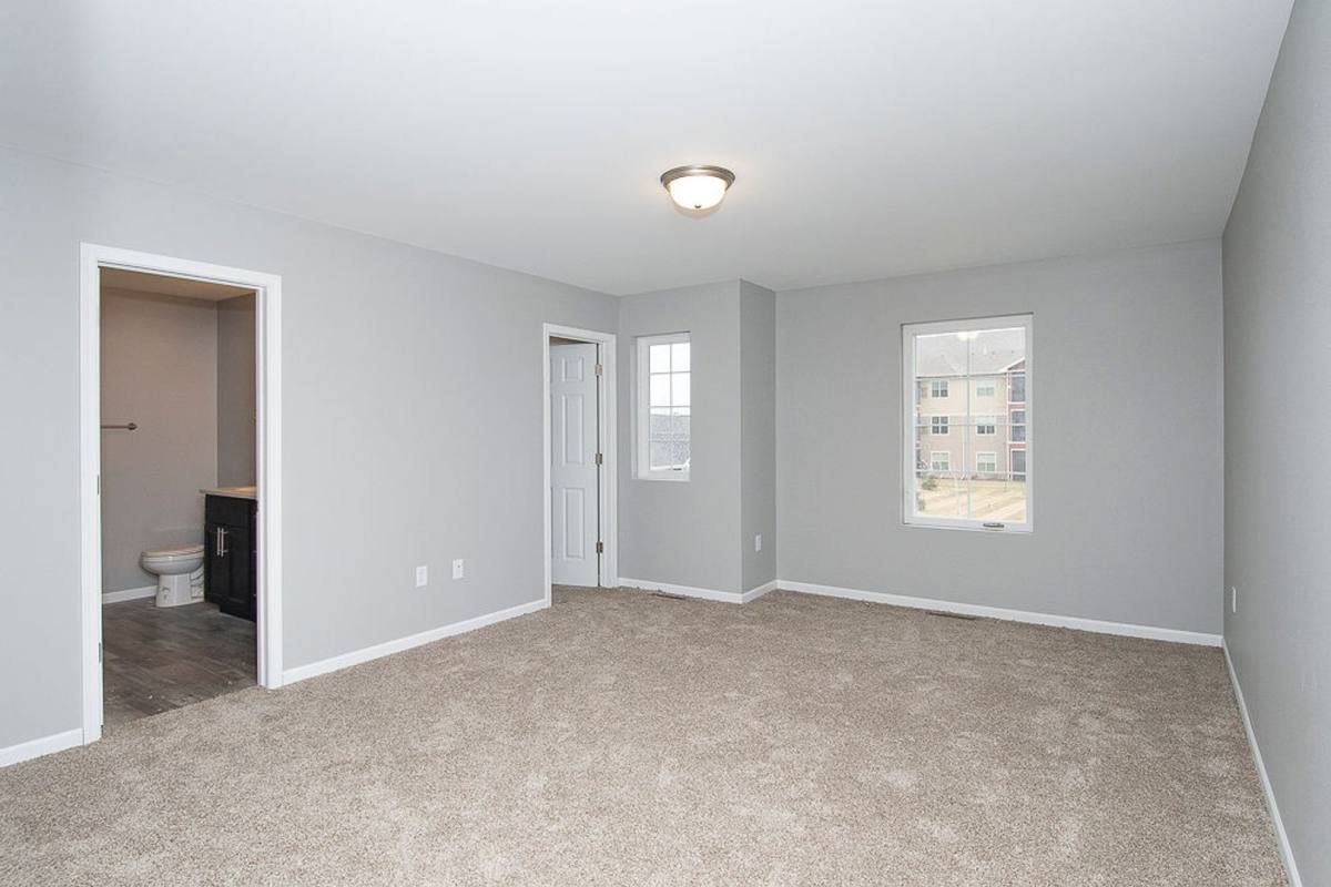 Townhouse for rent at 3822 Scorpio Dr SE, Mandan, ND 58554