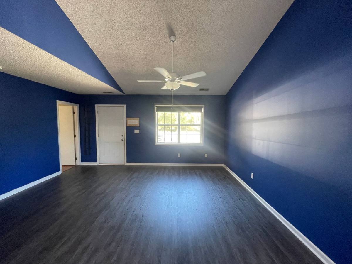 House for rent at 1921 Oak St, Wilmington, NC 28401
