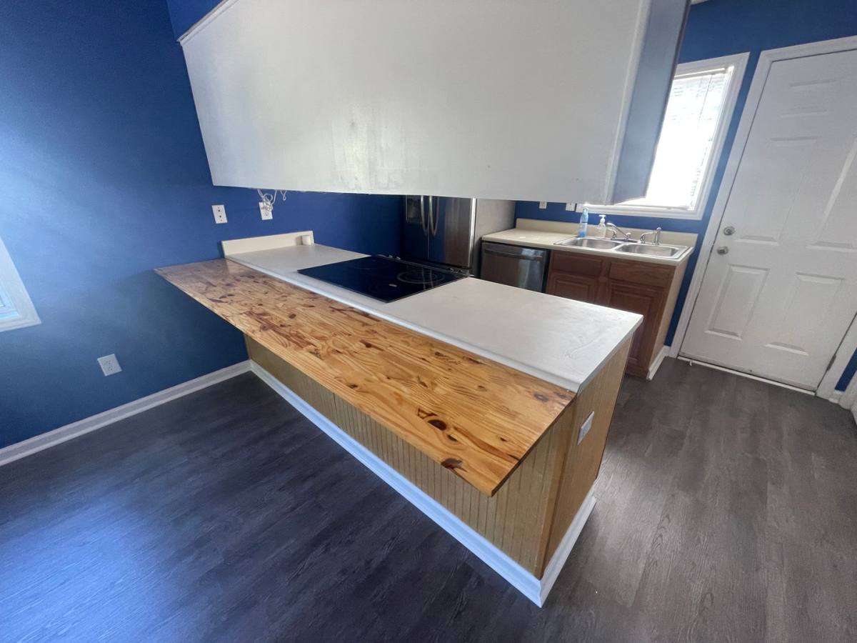 House for rent at 1921 Oak St, Wilmington, NC 28401