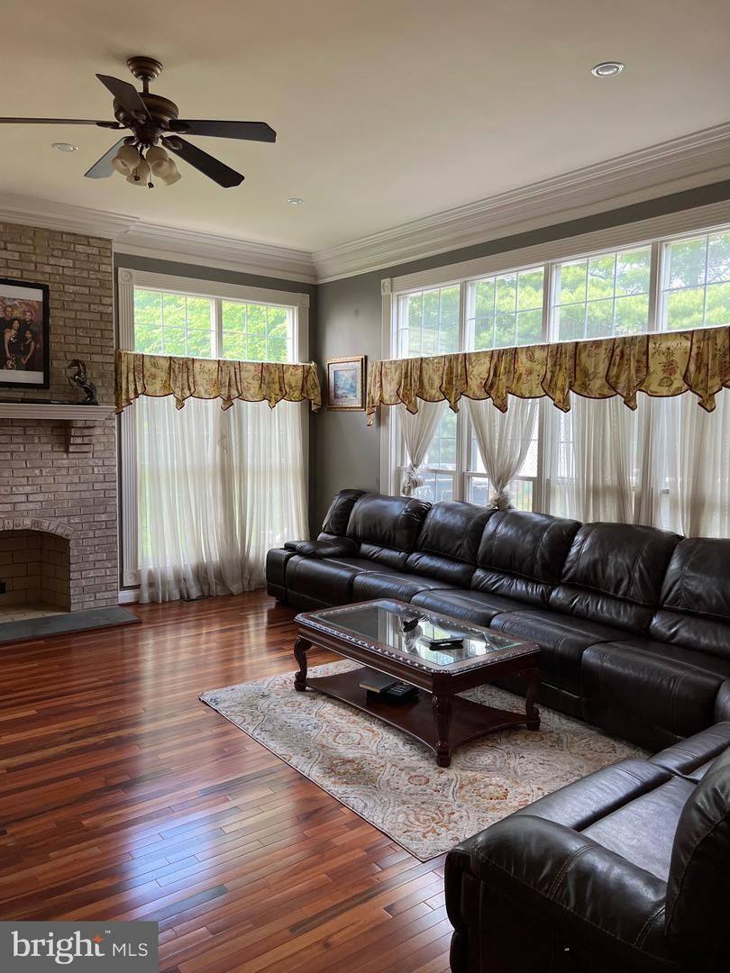 House for rent at 3911 Arbor Crest Way, Rockville, MD 20853