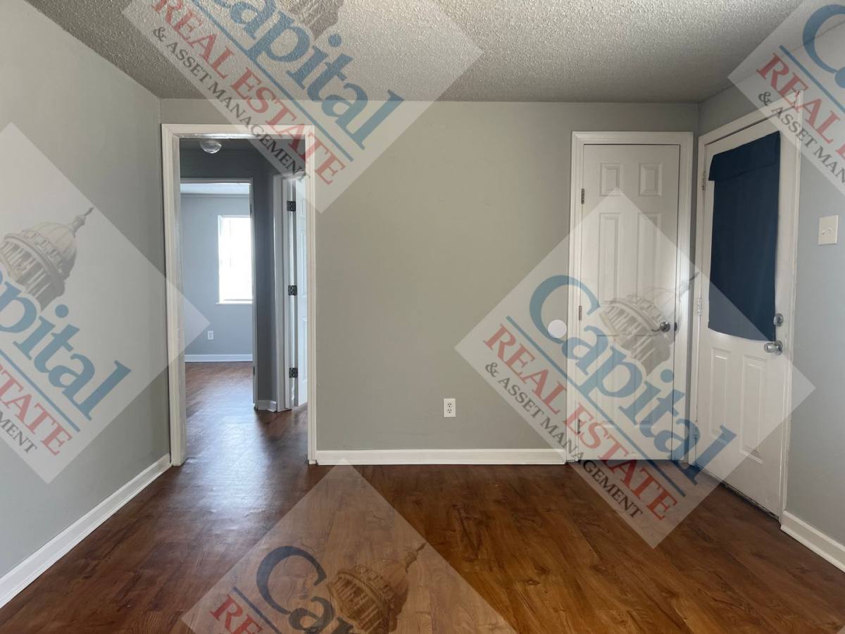 House for rent at 407 E Key Blvd, Oklahoma City, OK 73110