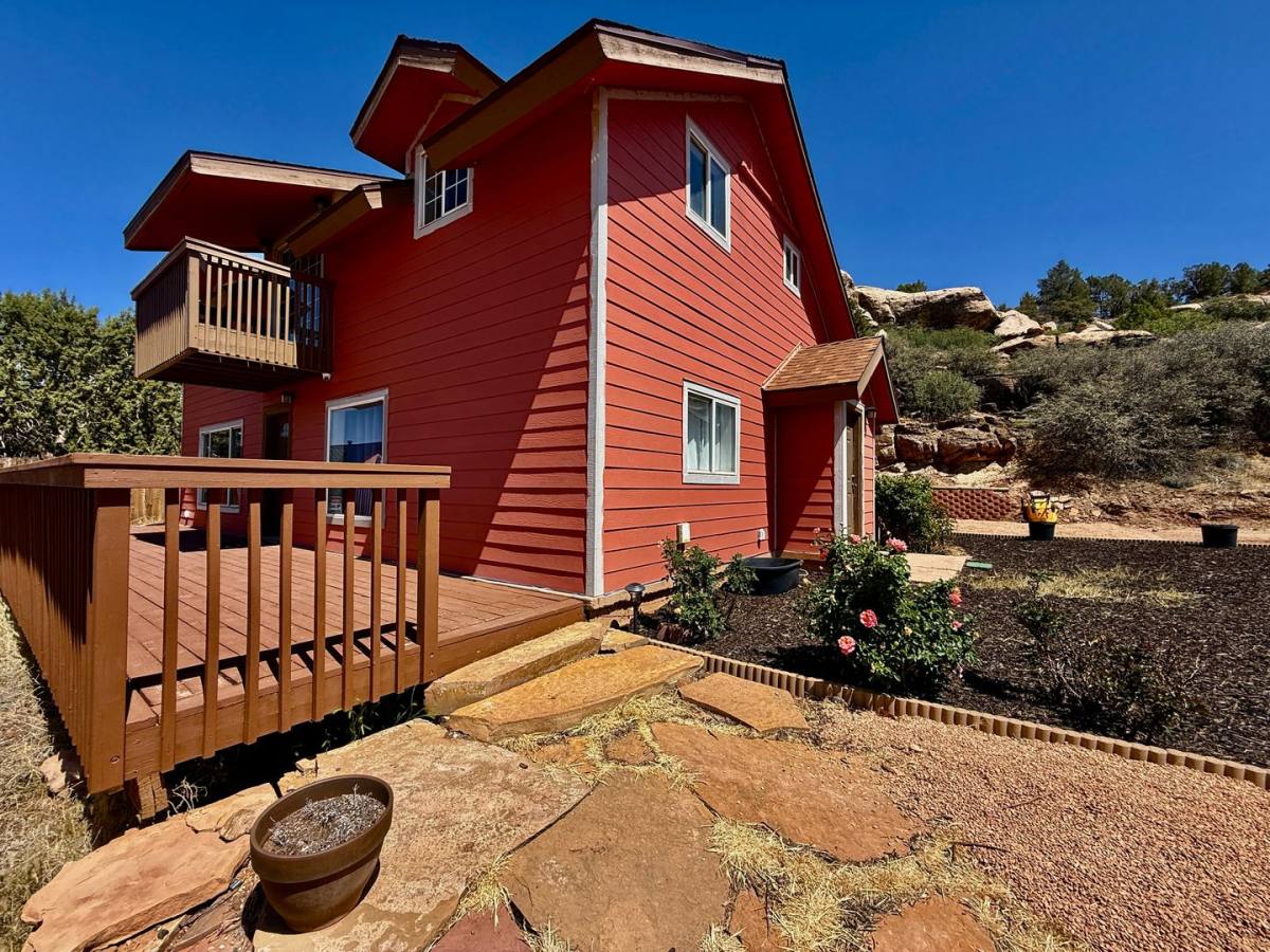 House for rent at 1404 Rome Way, Hurricane, UT 84737