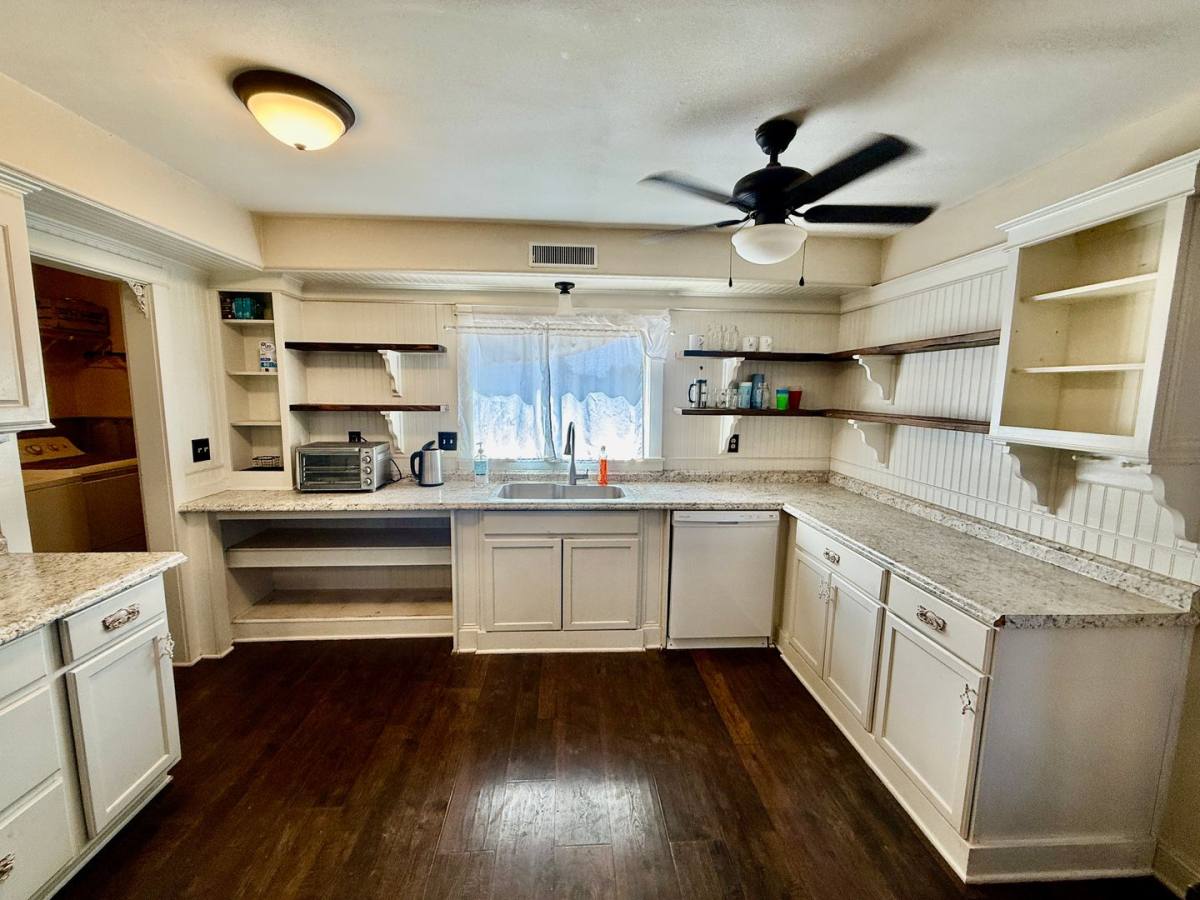 House for rent at 1404 Rome Way, Hurricane, UT 84737