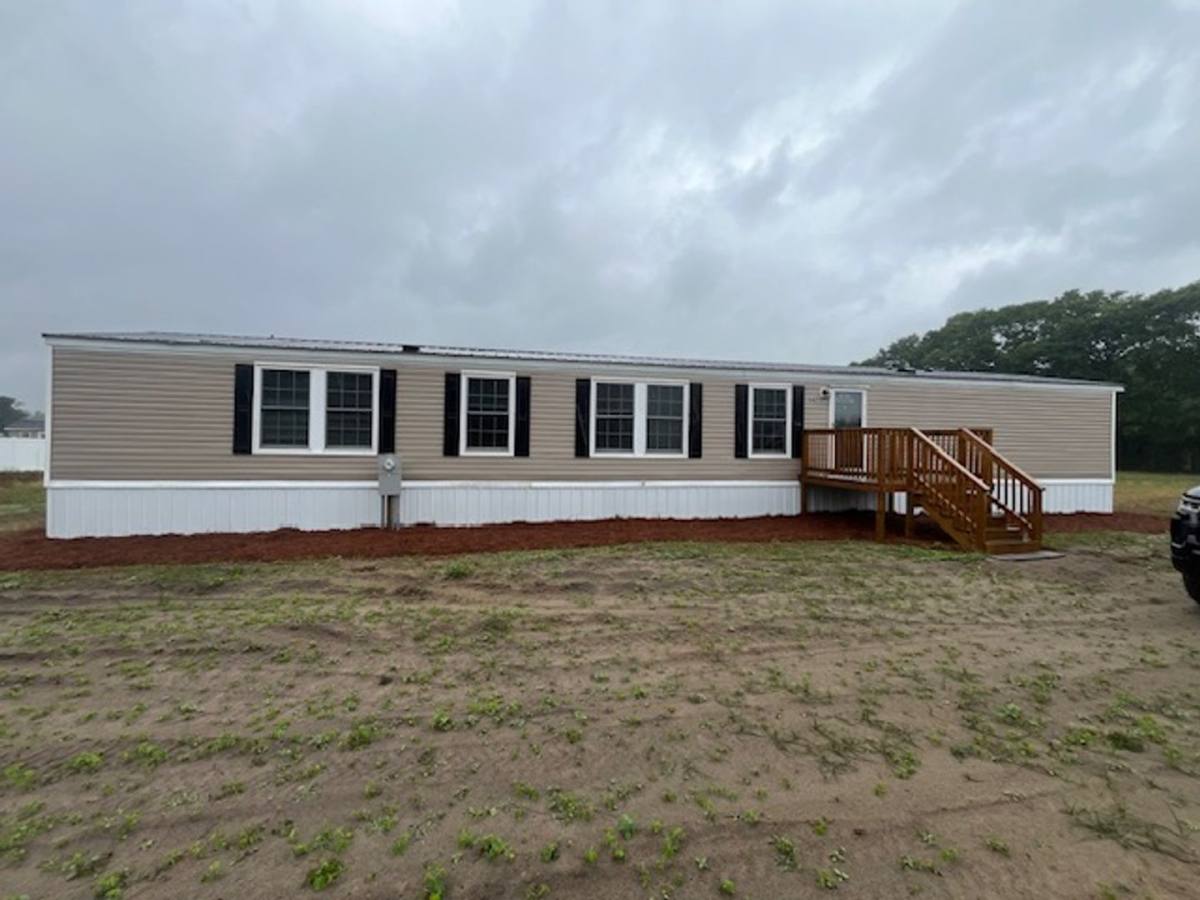 House for rent at 882 Nobles Mill Rd, Deep Run, NC 28525