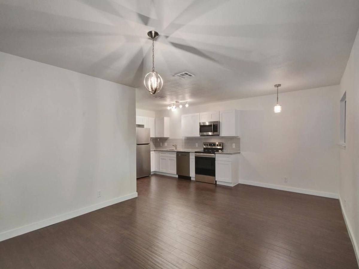 Townhouse for rent at 2706 Parker Lane #B, Austin, TX 78741