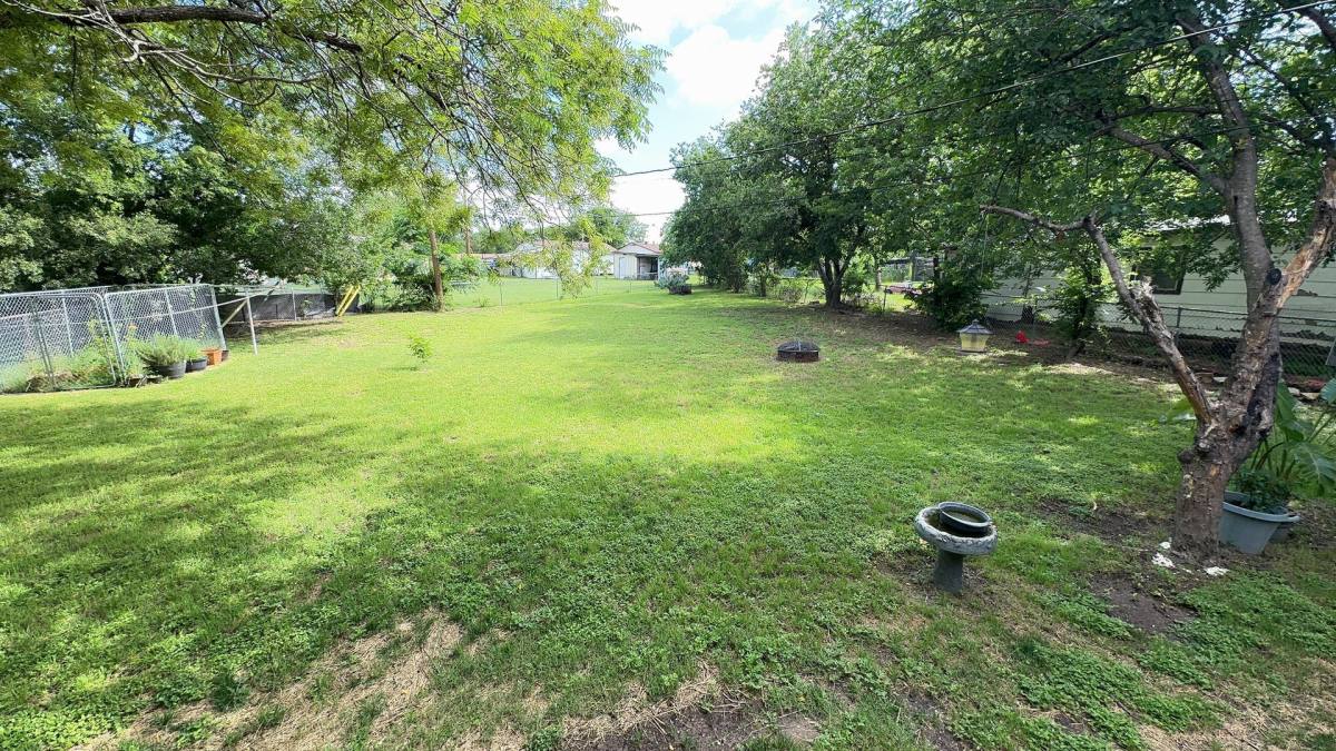 House for rent at 911 Leonhard St, Copperas Cove, TX 76522