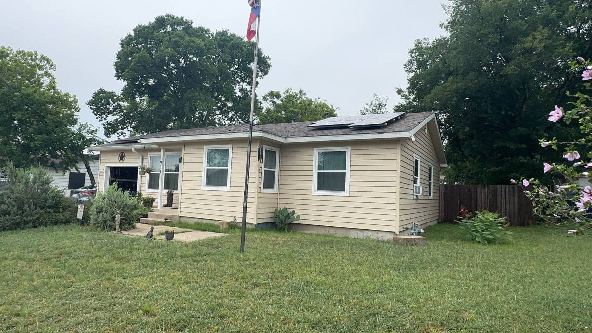 House for rent at 911 Leonhard St, Copperas Cove, TX 76522