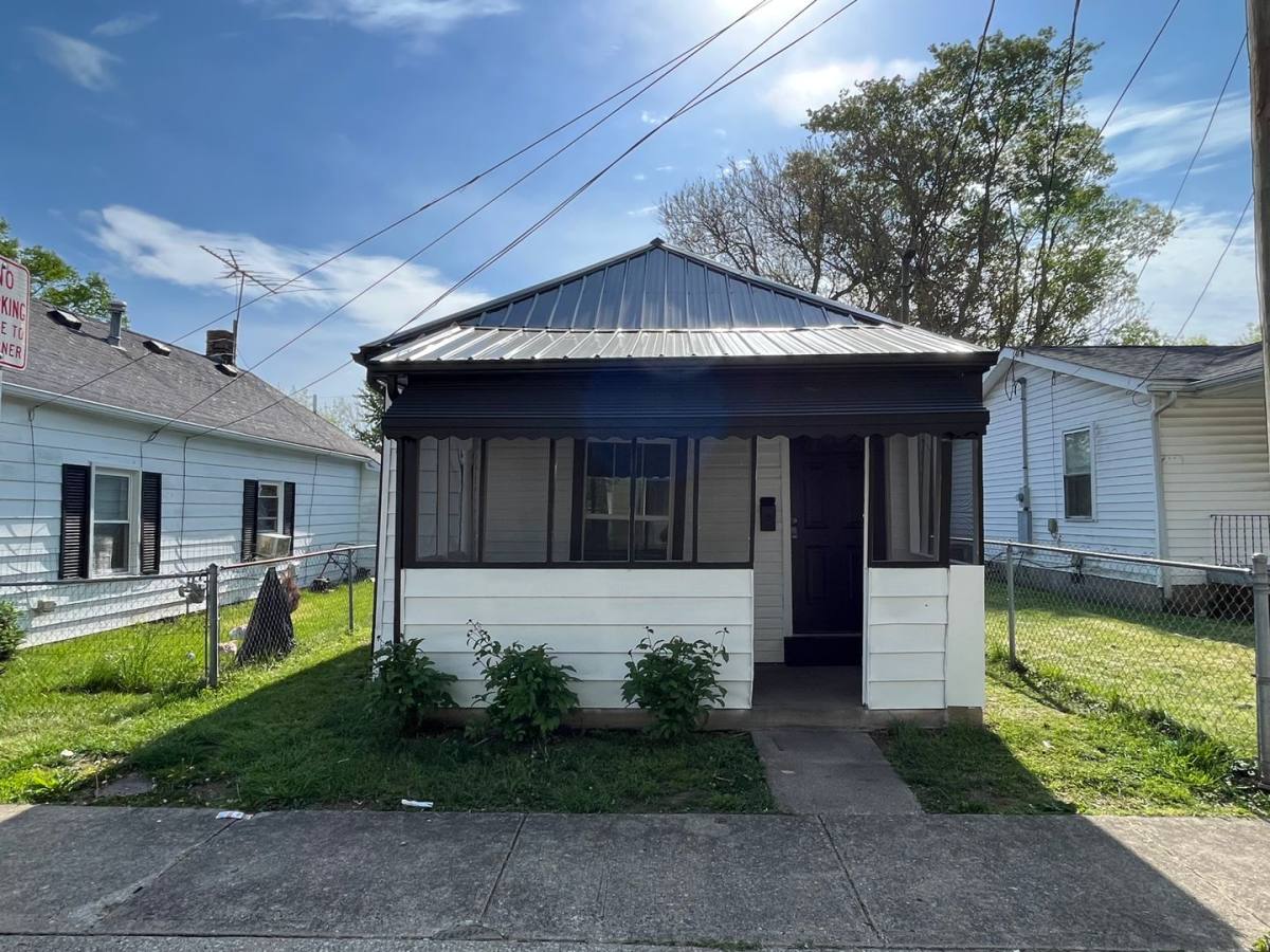 House for rent at 103 MLK Jr St, Shelbyville, KY 40065