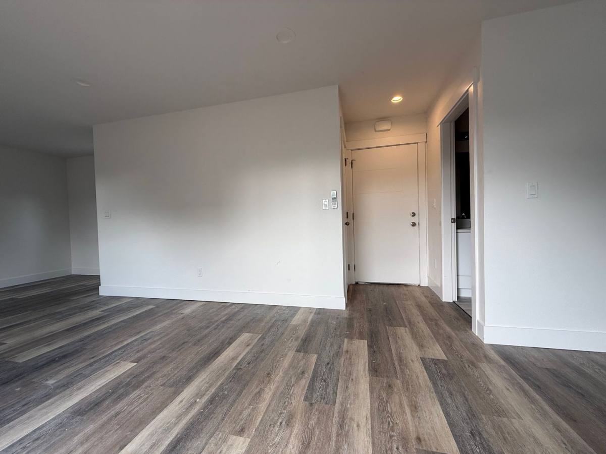Apartment for rent at 912 Alabama St, Bellingham, WA 98225