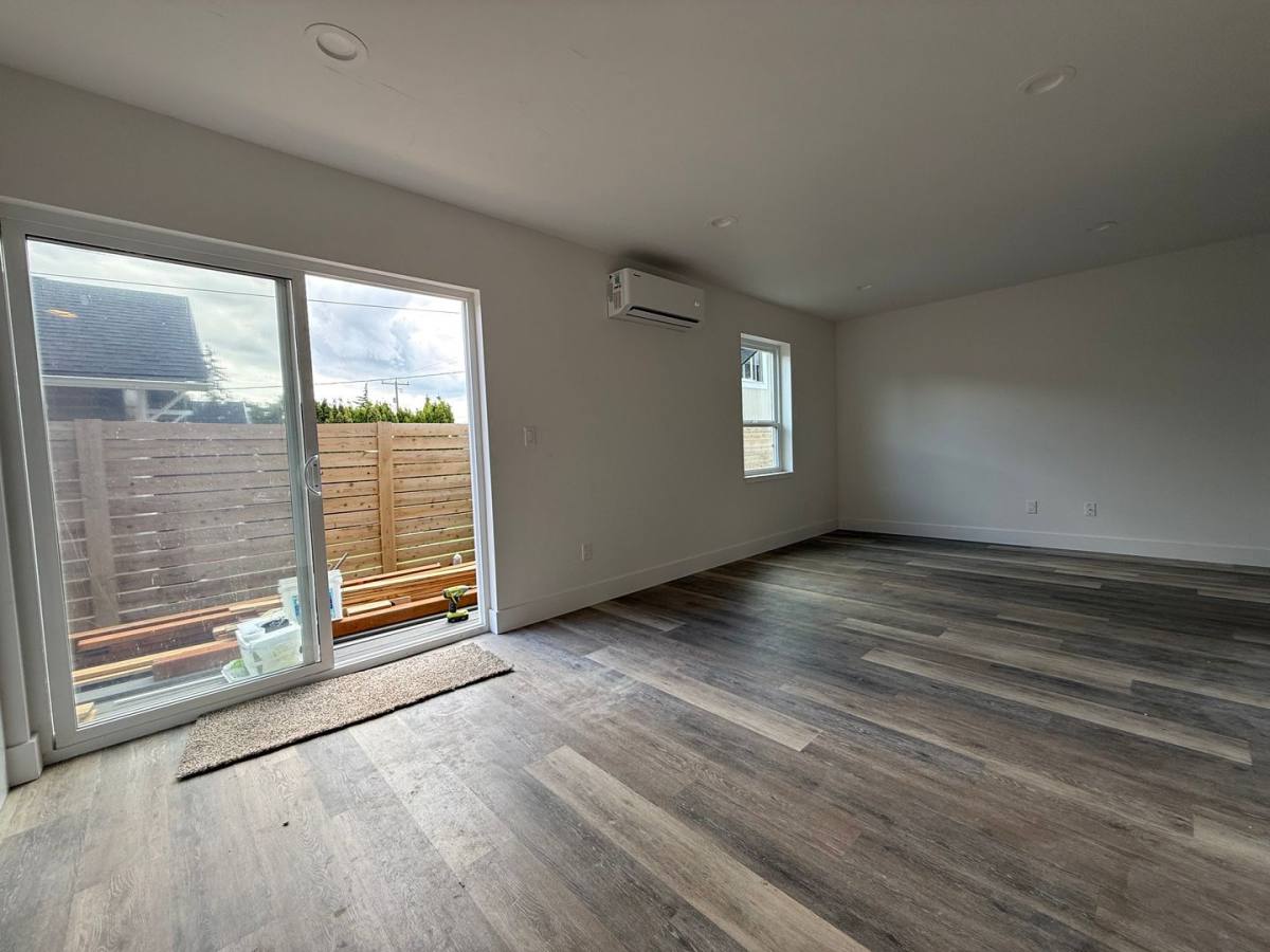 Apartment for rent at 912 Alabama St, Bellingham, WA 98225