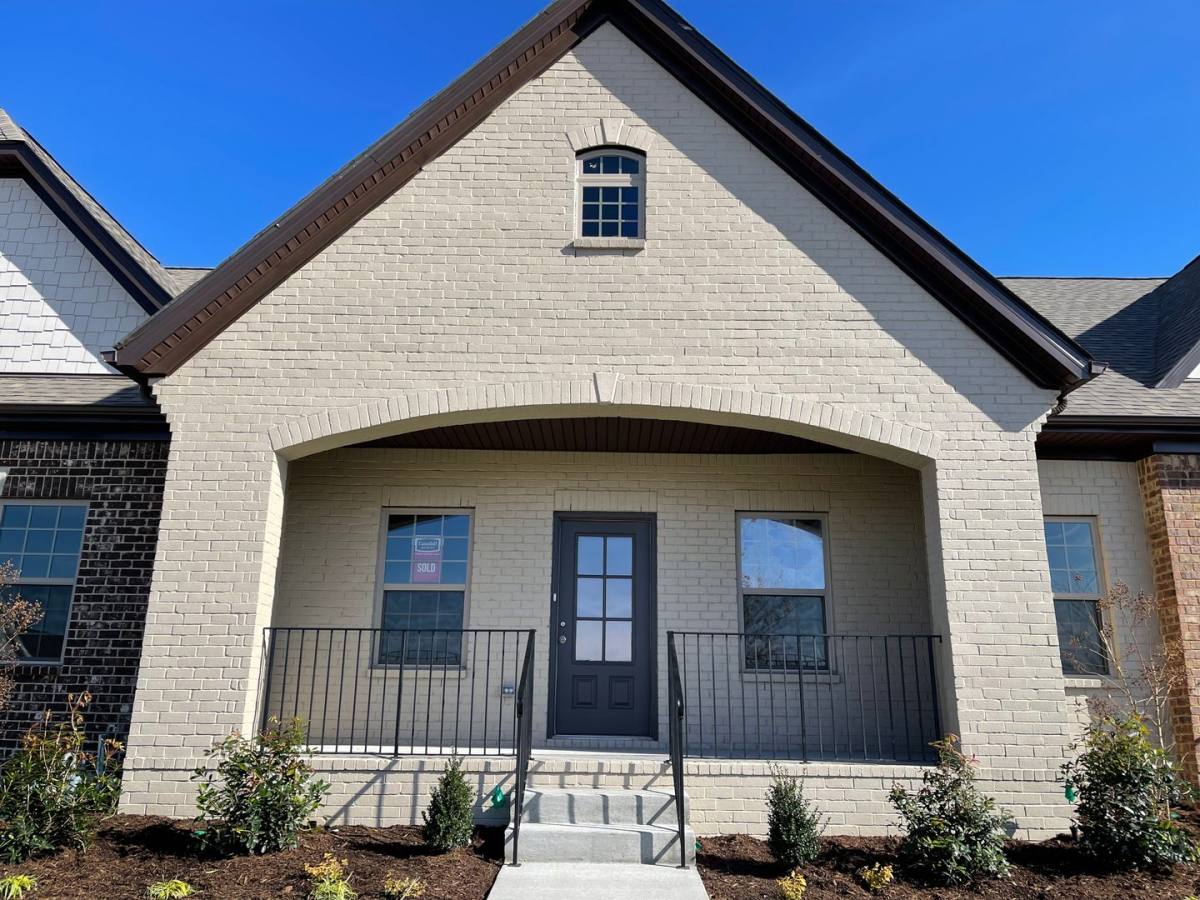 Townhouse for rent at 818 Griff Lane, Lebanon, TN 37087