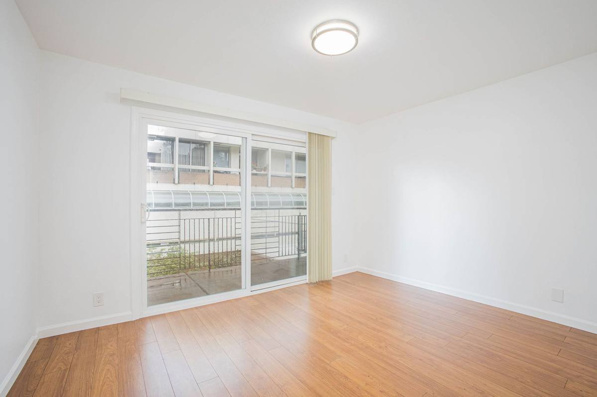 Apartment for rent at 137 Montecito Ave, Oakland, CA 94610