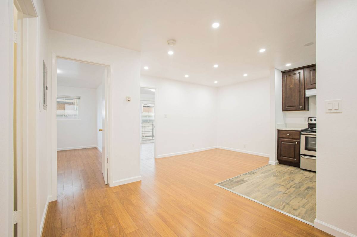 Apartment for rent at 137 Montecito Ave, Oakland, CA 94610