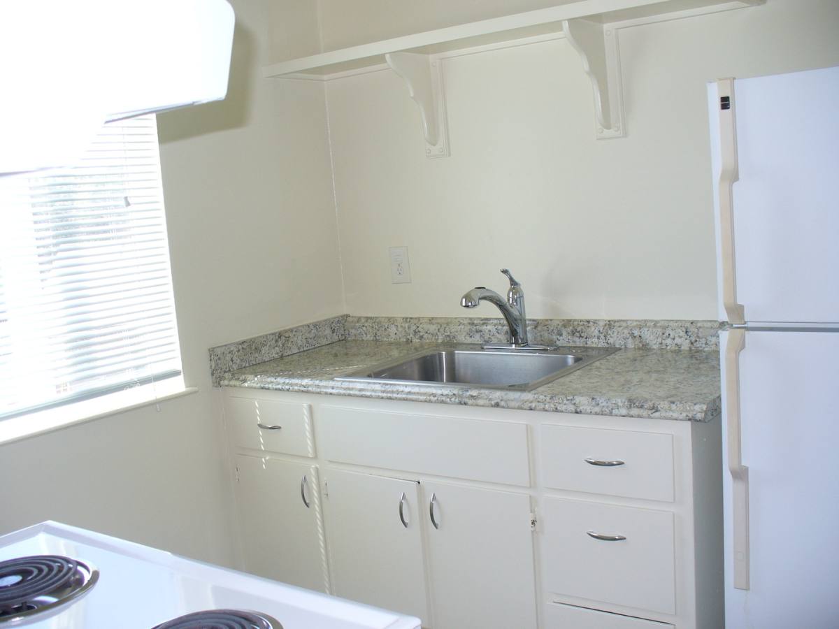 Apartment for rent at 511-525 Riverside Dr, Napa, CA 94559