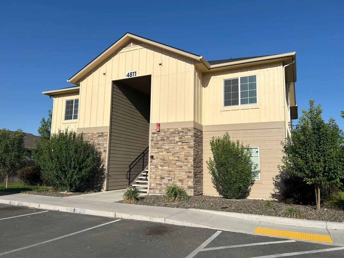 Apartment for rent at 4811 Continental Lane, Caldwell, ID 83607