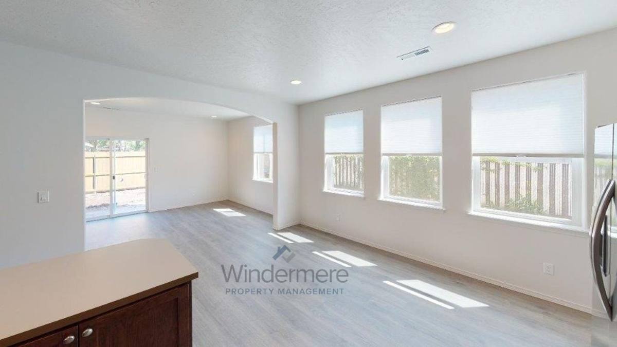 Apartment for rent at 1955 1957 Delmont St, Walla Walla, WA 99362