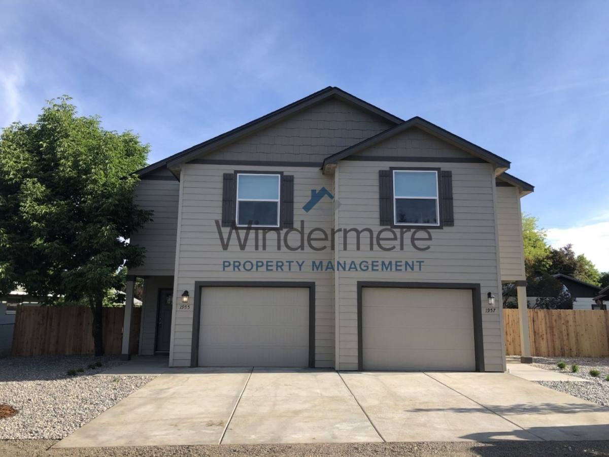 Apartment for rent at 1955 1957 Delmont St, Walla Walla, WA 99362