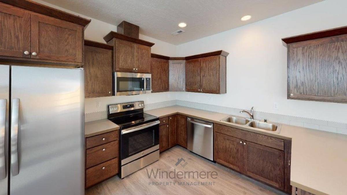 Apartment for rent at 1955 1957 Delmont St, Walla Walla, WA 99362