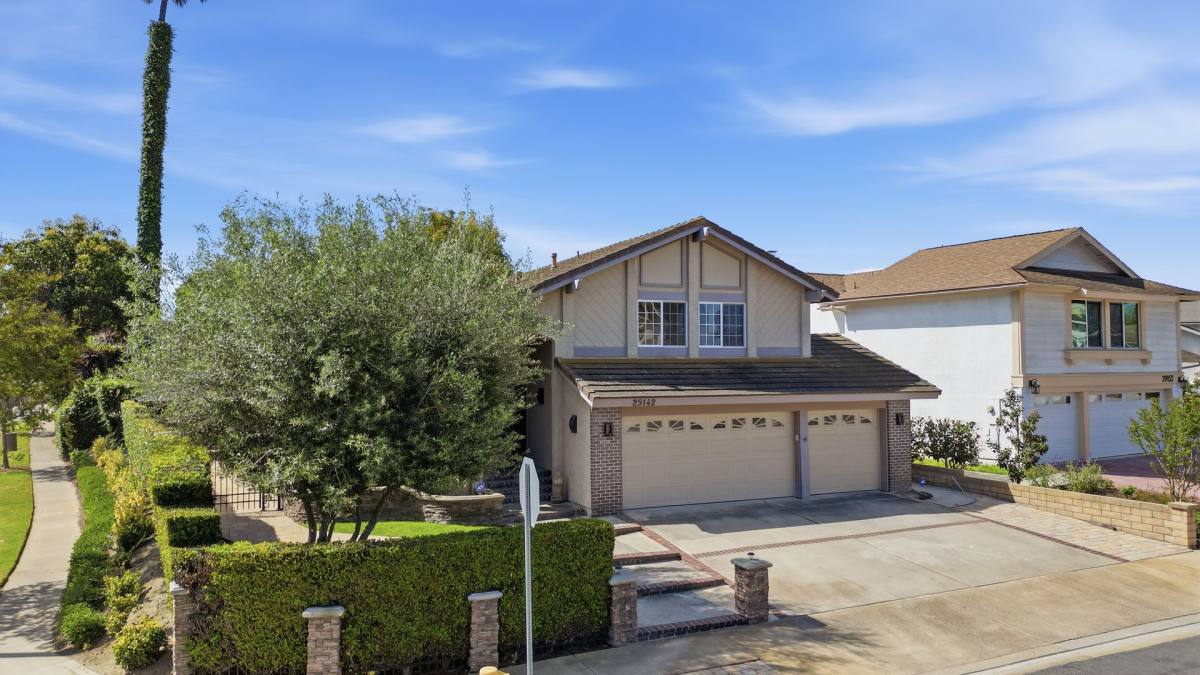 House for rent at 29142 Bobolink Dr, Laguna Niguel, CA 92677